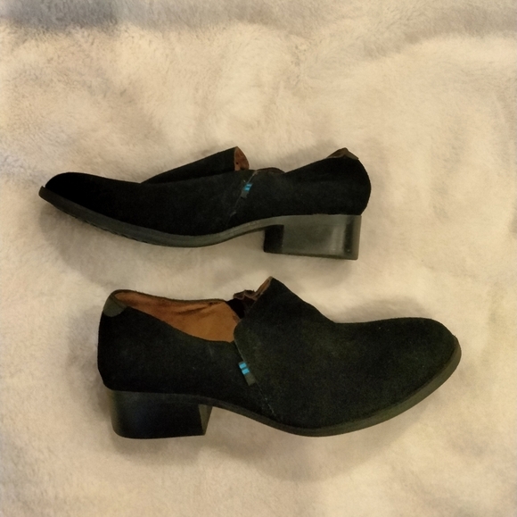 TOMS Shaye Slip On Suede Shoetie - Picture 6 of 8